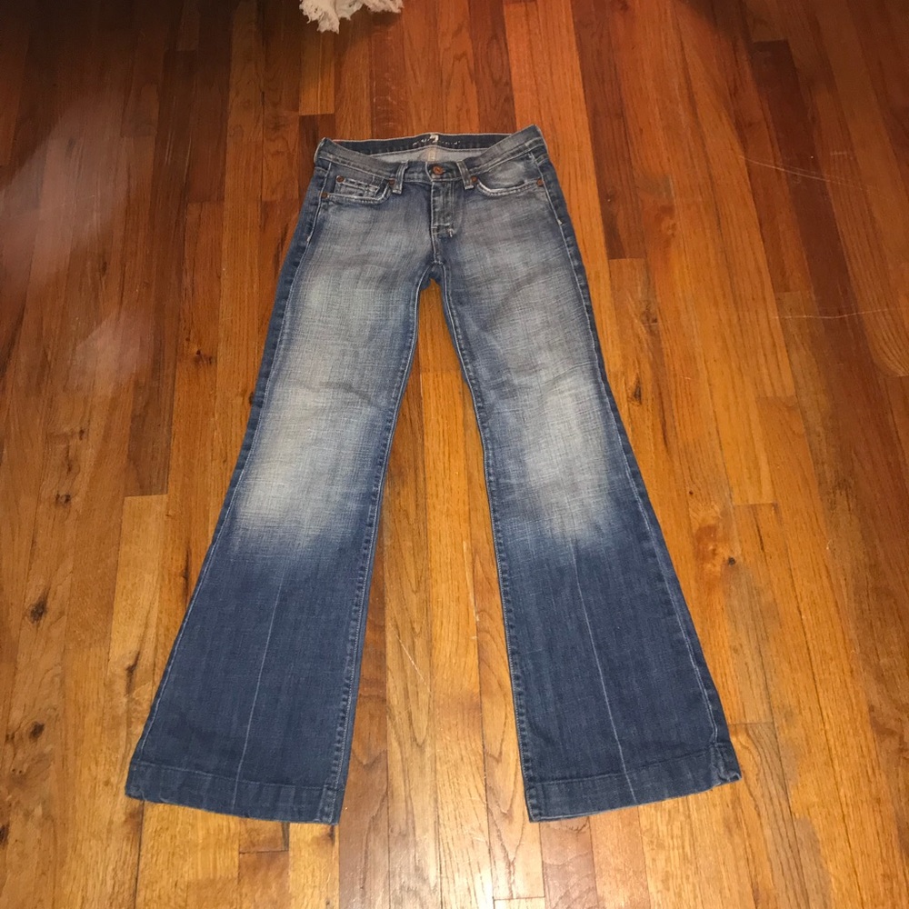 Flare boot leg Medium wash Jeans